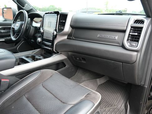 Used 2023 RAM 1500 Laramie AWD/4WD image 33
