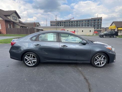 Used 2019 Kia Forte S w/ S Premium Package FWD image 6