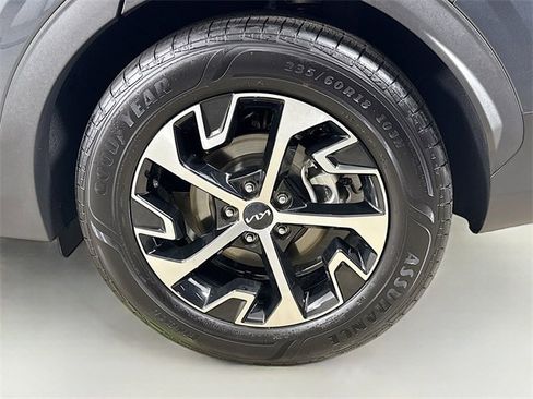 Certified 2025 Kia Sportage EX w/ Premium Package image 34