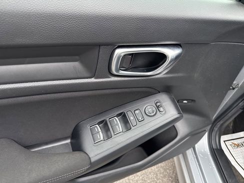 Used 2025 Honda Civic Sport image 15