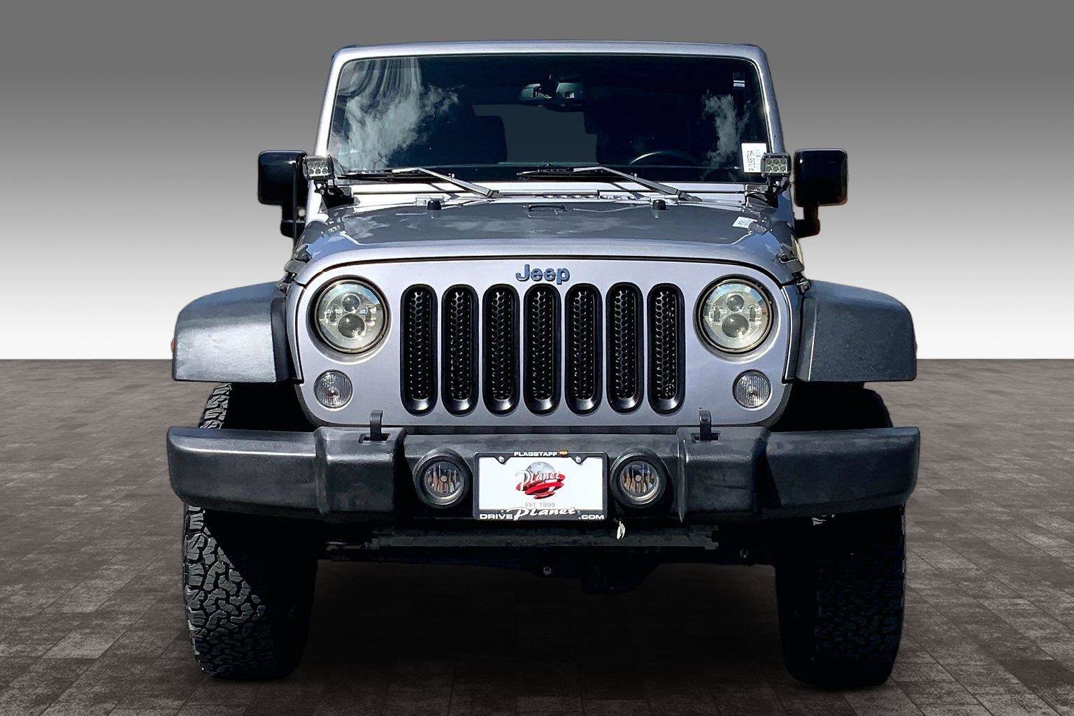 Certified 2016 Jeep Wrangler Rubicon w/ Power Convenience Group AWD/4WD image 2