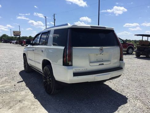 Used 2015 Cadillac Escalade Premium AWD/4WD image 5