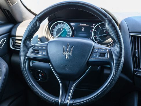 Used 2023 Maserati Levante Modena AWD/4WD image 16