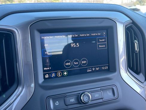 New 2025 GMC Sierra 2500 Pro image 14