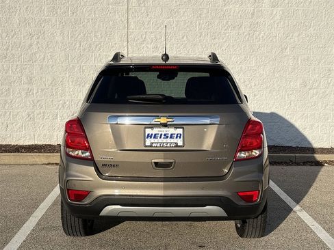 Used 2020 Chevrolet Trax Premier image 12