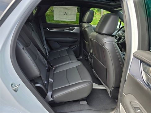 New 2025 Cadillac XT5 Sportv w/ Technology Package image 12
