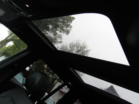 Used 2018 Mercedes-Benz GLS 450 4MATIC image 23