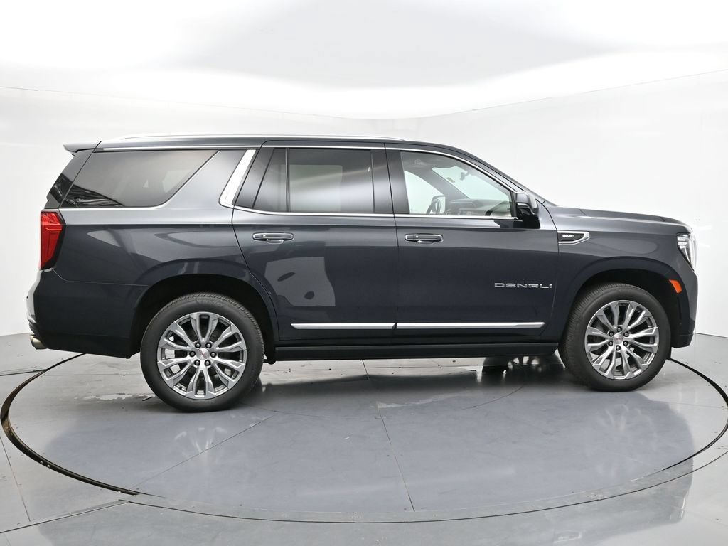 Used 2021 GMC Yukon Denali w/ Denali Premium Package AWD/4WD image 6