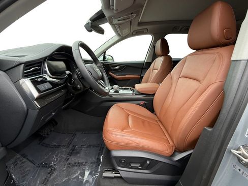 Used 2023 Audi Q7 2.0T Premium w/ Convenience Package AWD/4WD image 9
