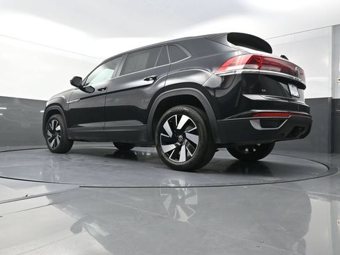 Used 2026 Volkswagen Atlas Cross Sport SE AWD/4WD image 28