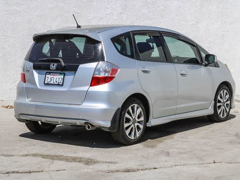 Used 2013 Honda Fit Sport image 4