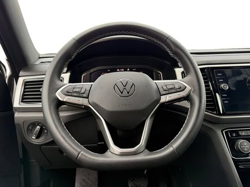 Used 2022 Volkswagen Atlas Cross Sport SE AWD/4WD image 12