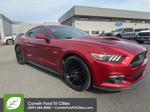 Used 2017 Ford Mustang GT Premium w/ GT Performance Package RWD image 1