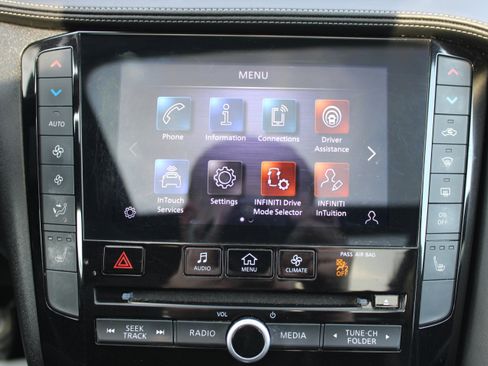 Used 2021 INFINITI QX50 Luxe w/ Appearance Package image 19