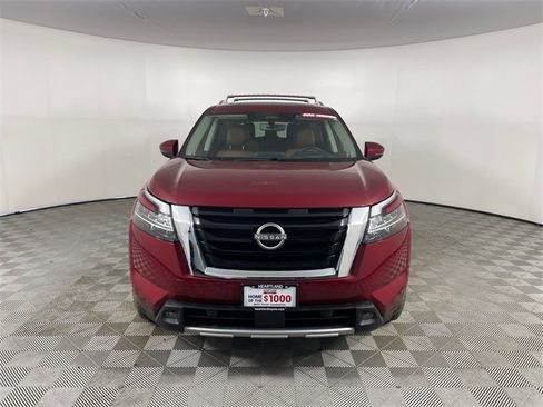 Used 2023 Nissan Pathfinder Platinum w/ Cargo Package image 26