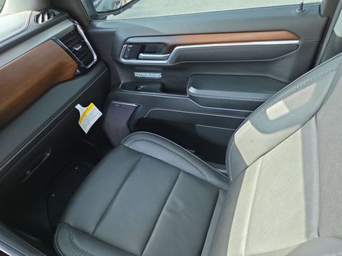 Certified 2025 GMC Sierra 1500 Denali image 14