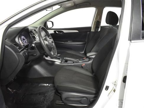 Used 2019 Nissan Sentra S FWD image 11