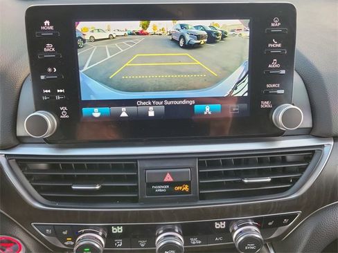 Certified 2021 Honda Accord Touring image 30