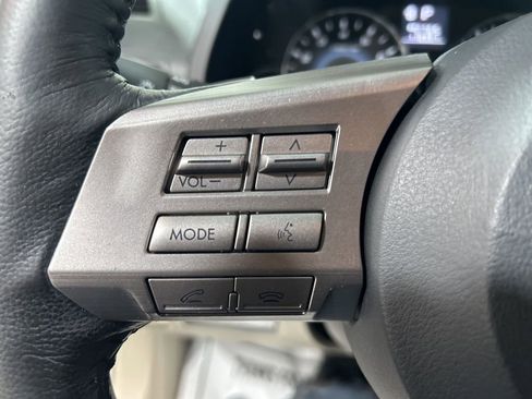 Used 2010 Subaru Outback 2.5i Premium image 25