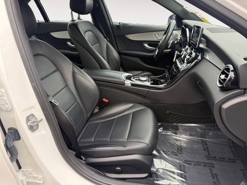 Used 2018 Mercedes-Benz C 300 Sedan image 19