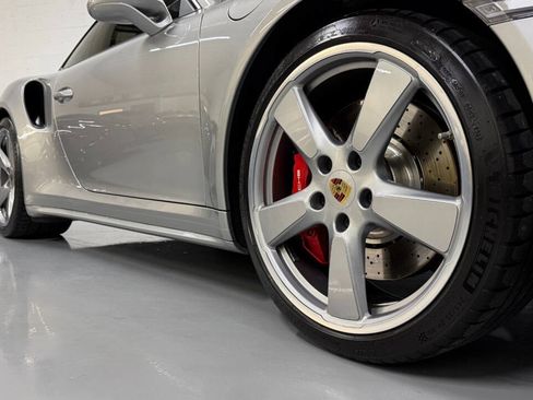 Used 2017 Porsche 911 4 Coupe AWD/4WD image 7