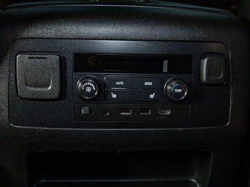 Used 2019 Chevrolet Tahoe Premier image 21