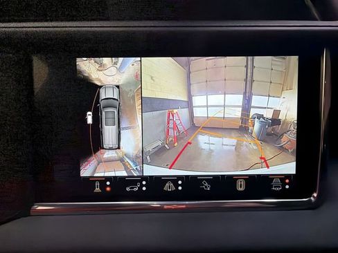 Certified 2023 GMC Yukon XL Denali Ultimate image 17