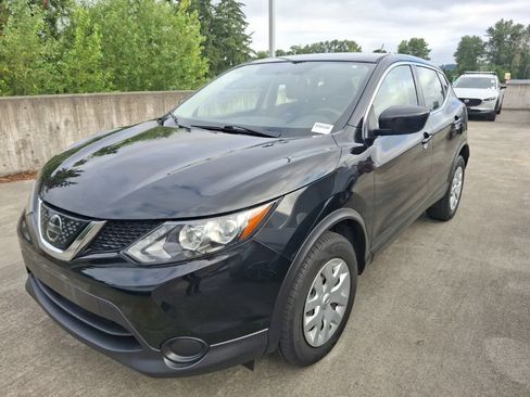 Used 2018 Nissan Rogue Sport S AWD/4WD image 1