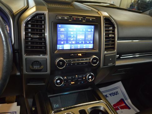 Used 2020 Ford Expedition XLT w/ Equipment Group 202A image 20