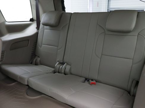 Used 2019 Chevrolet Tahoe Premier RWD image 39