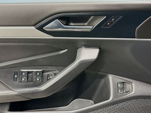 Used 2024 Volkswagen Jetta S image 15