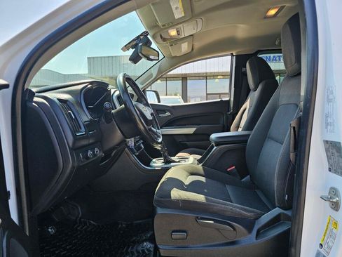 Used 2015 Chevrolet Colorado LT AWD/4WD image 21