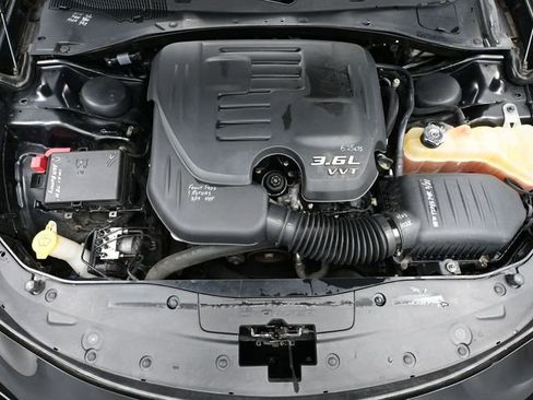 Used 2016 Dodge Charger SE AWD/4WD image 45