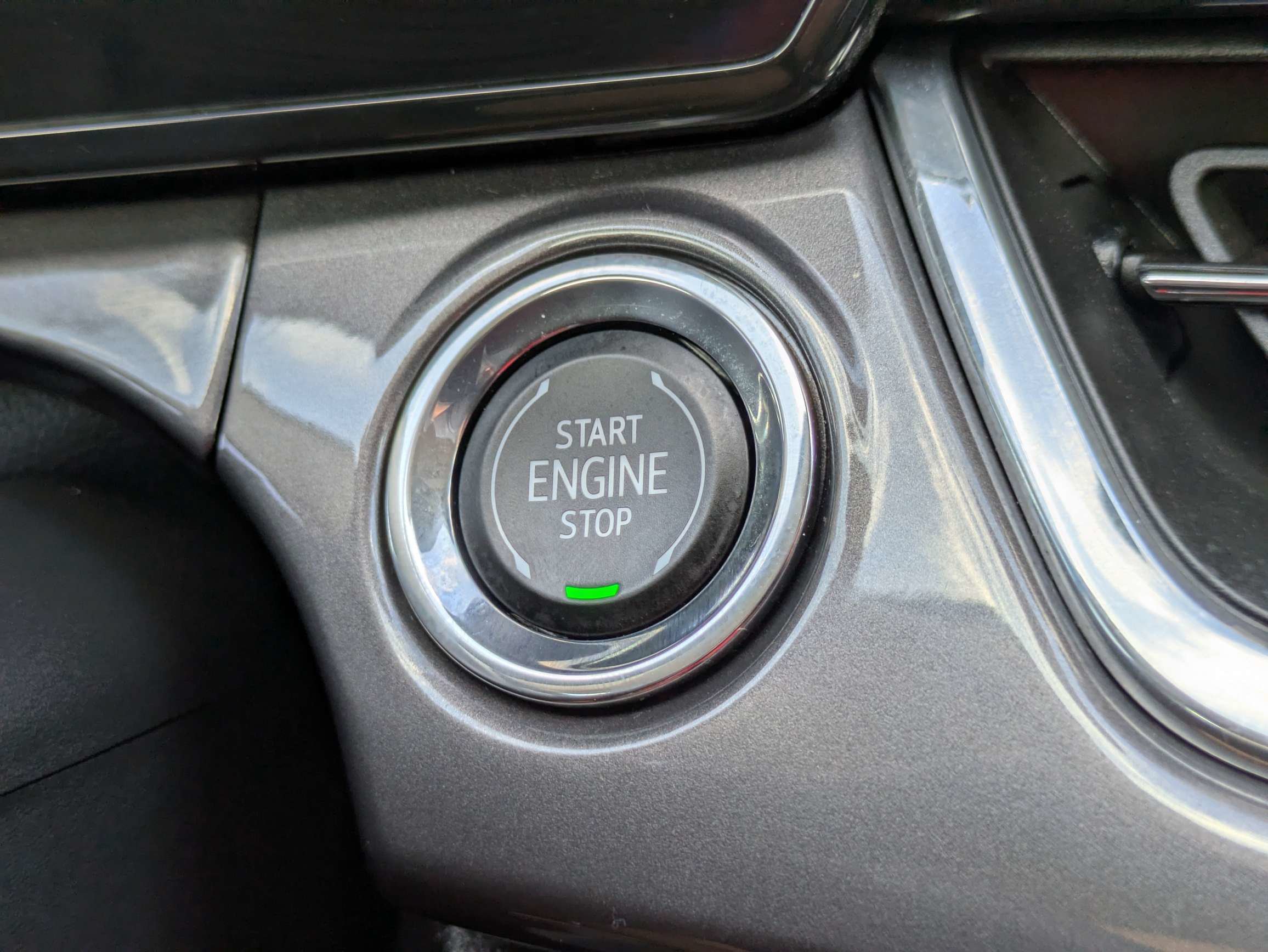 Used 2025 Chevrolet Trax ACTIV w/ Driver Confidence Package FWD image 29