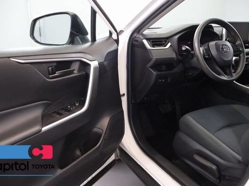 Certified 2024 Toyota RAV4 LE AWD/4WD image 9