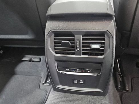 Used 2025 BMW 330i xDrive Sedan image 16