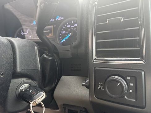 Used 2019 Ford F350 XLT w/ XLT Premium Package image 22