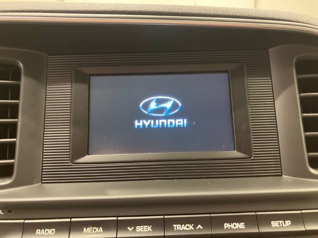 Used 2020 Hyundai Elantra SE w/ Cargo Package (C1) FWD image 20