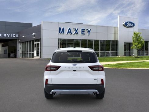 New 2026 Ford Escape SE FWD image 5