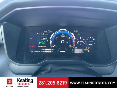 Used 2025 Toyota Tundra Platinum AWD/4WD image 18