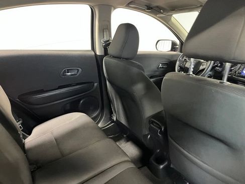Used 2019 Honda HR-V LX image 15