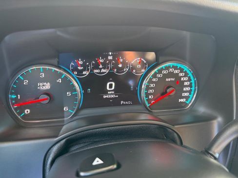 Used 2017 Chevrolet Tahoe Premier image 10