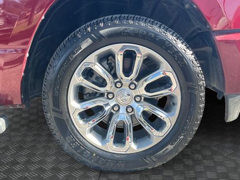 Used 2023 RAM 1500 Laramie AWD/4WD image 23