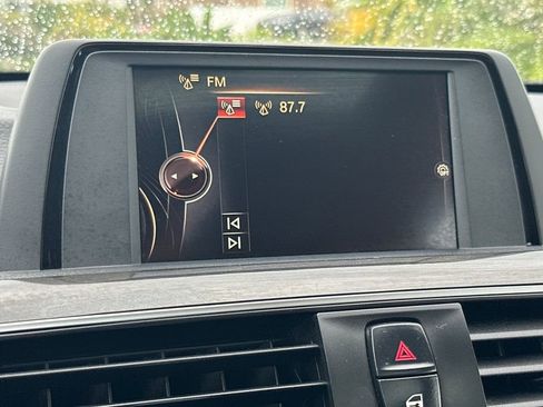 Used 2017 BMW 330i Sedan image 16