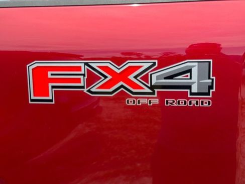 Used 2026 Ford F250 Lariat w/ Chrome Package AWD/4WD image 11