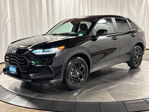 Used 2025 Honda HR-V Sport image 1