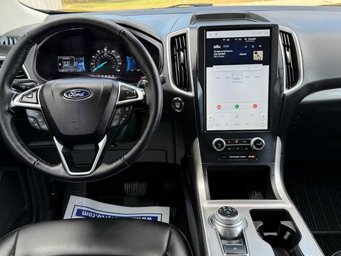 Used 2023 Ford Edge SEL image 10