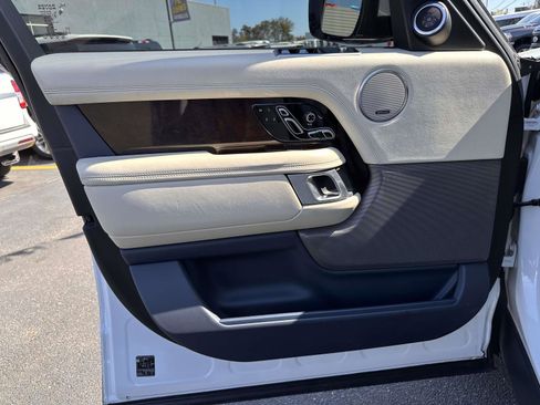 Used 2020 Land Rover Range Rover HSE AWD/4WD image 9