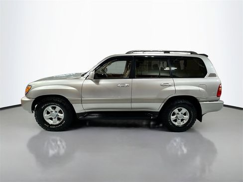 Used 1999 Toyota Land Cruiser image 10
