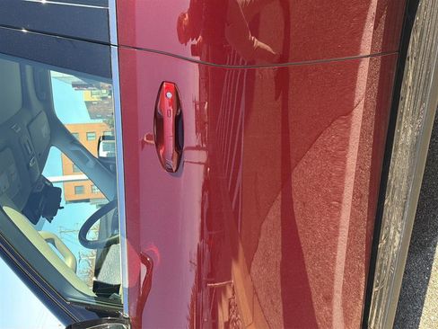 Used 2025 Nissan Armada Platinum image 45